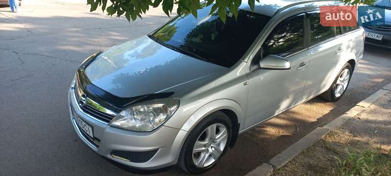 Opel Astra 2009