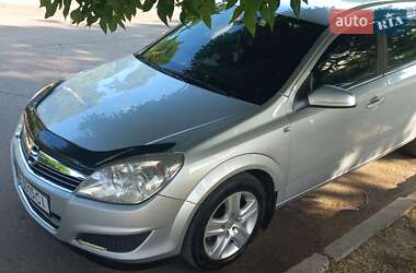 Универсал Opel Astra 2009 в Николаеве