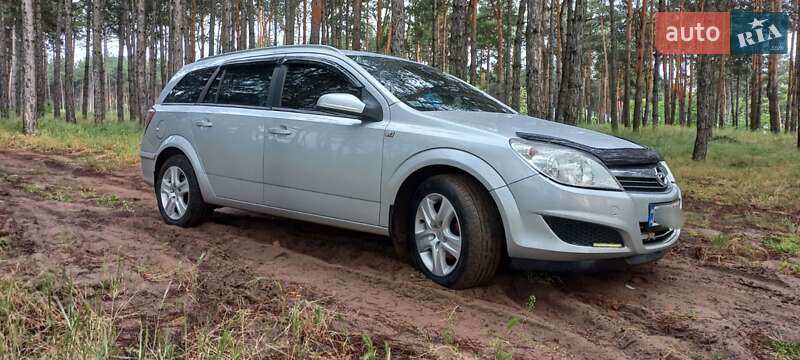 Универсал Opel Astra 2009 в Николаеве
