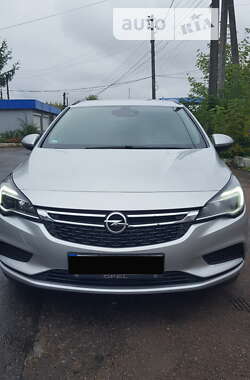 Універсал Opel Astra 2019 в Києві