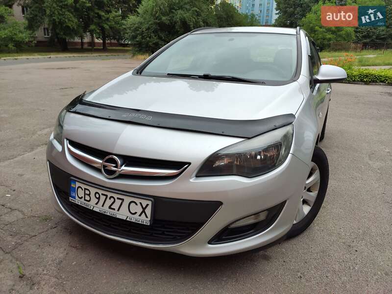 Универсал Opel Astra 2015 в Чернигове