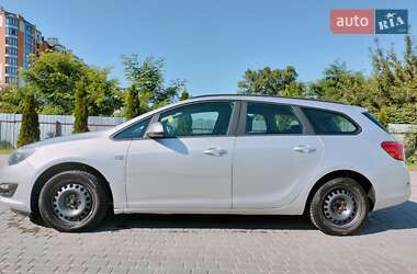 Универсал Opel Astra 2012 в 