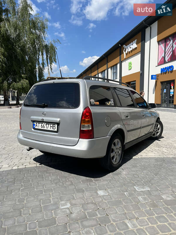 Универсал Opel Astra 2004 в Коломые