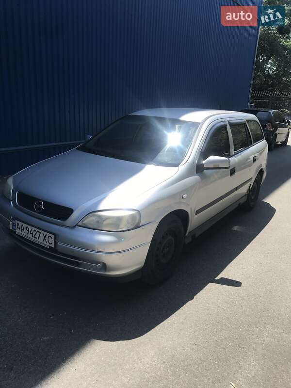 Opel Astra 2004