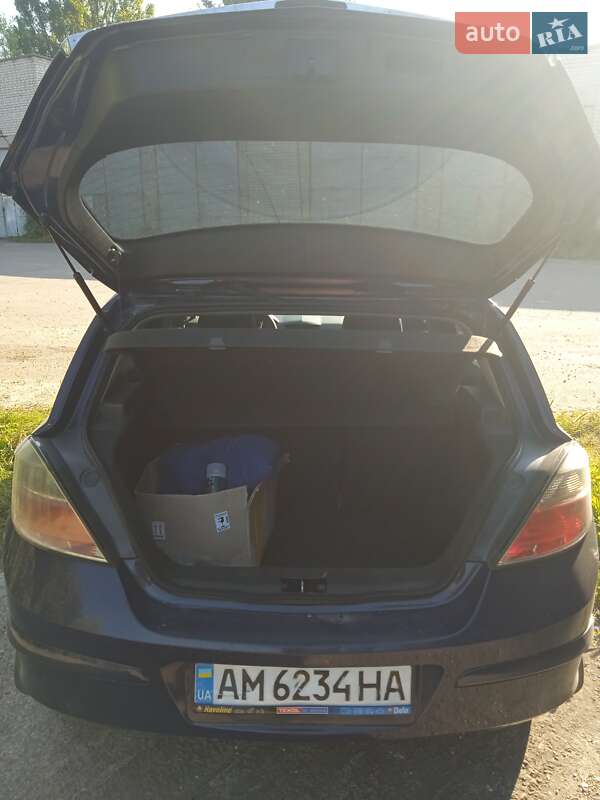 Хетчбек Opel Astra 2007 в Коростені
