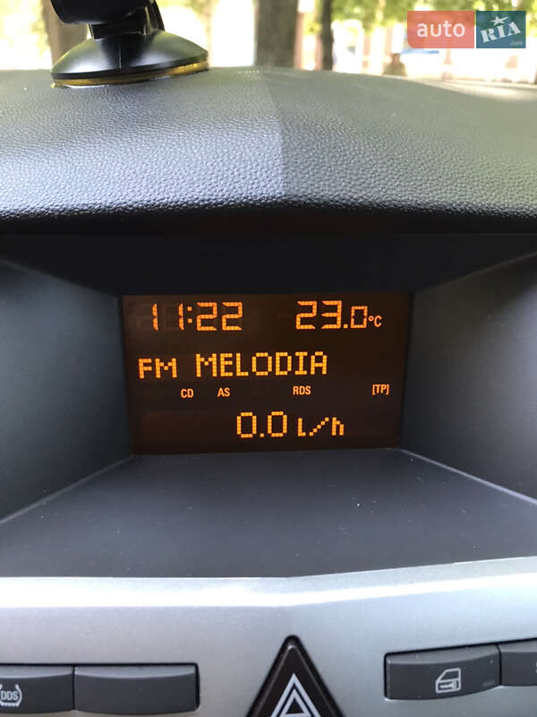 Хэтчбек Opel Astra 2009 в Горишних Плавнях