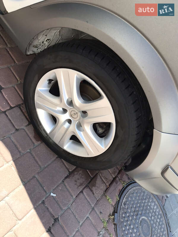 Хэтчбек Opel Astra 2009 в Горишних Плавнях