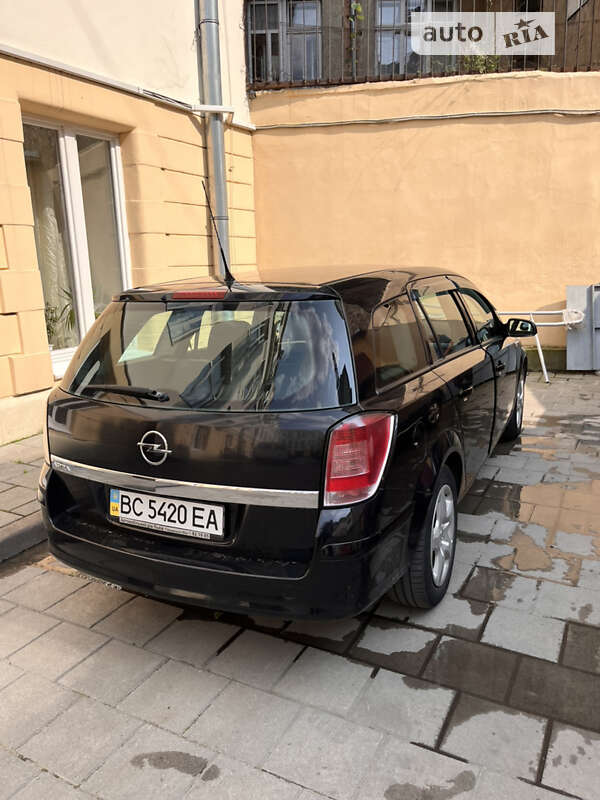 Opel Astra 2009
