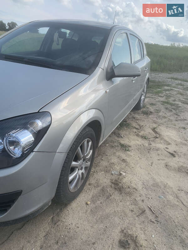 Opel Astra 2007