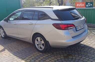 Универсал Opel Astra 2017 в 