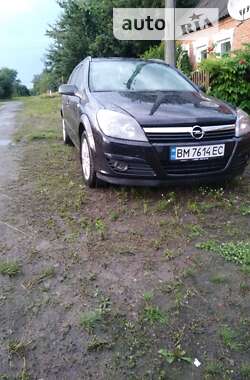 Универсал Opel Astra 2005 в Сумах