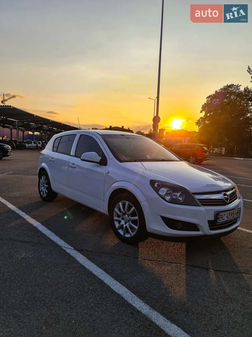 2011 Opel Astra - мініатюра 14