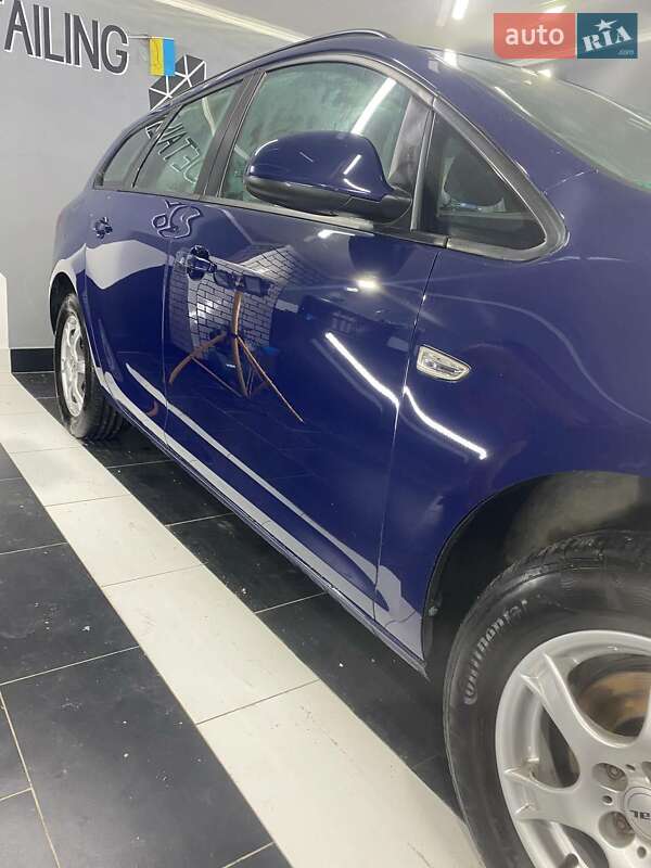 Универсал Opel Astra 2014 в Коломые