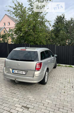 Универсал Opel Astra 2009 в 