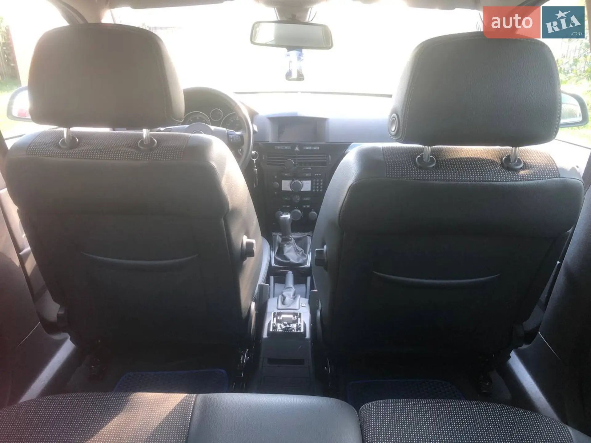 2010 Opel Astra - мініатюра 4