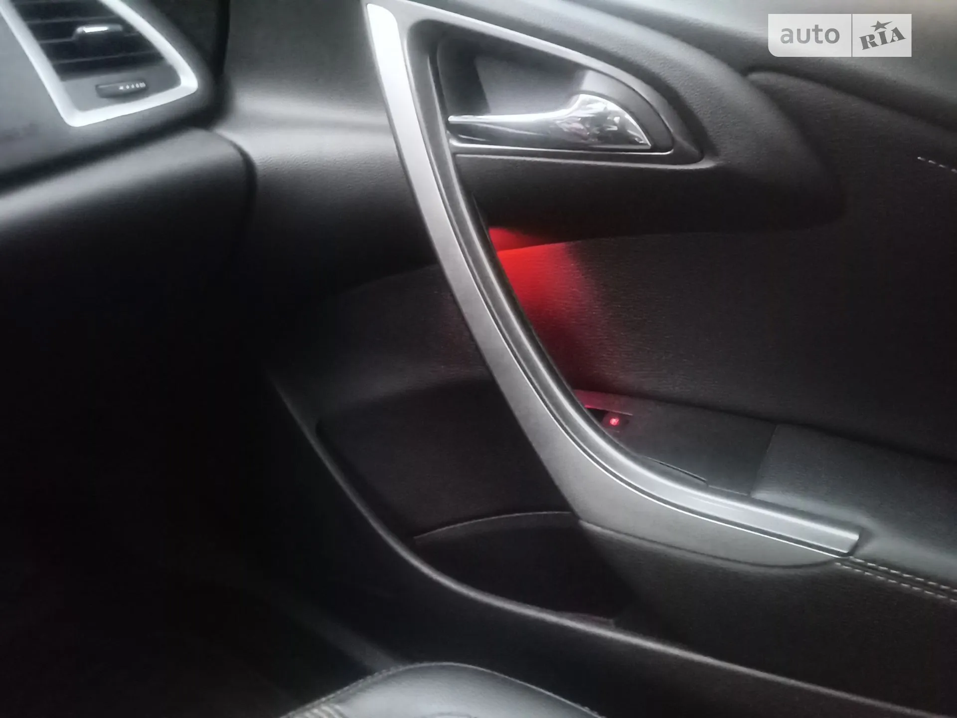 2012 Opel Astra - мініатюра 15
