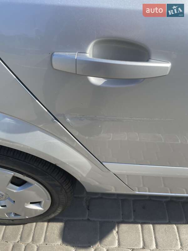 Універсал Opel Astra 2006 в Харкові