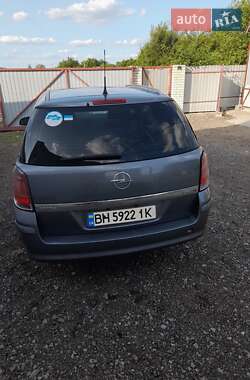Универсал Opel Astra 2004 в Киеве