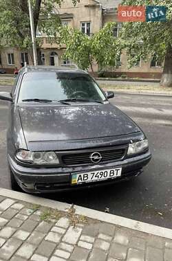 Універсал Opel Astra 1996 в Одесі
