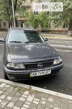 Универсал Opel Astra 1996 в Одессе