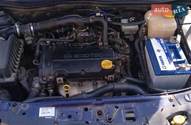 Хетчбек Opel Astra 2008 в 