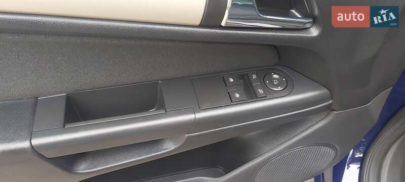Купе Opel Astra 2008 в Тернополі
