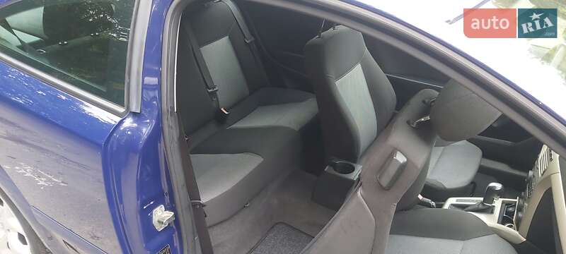 Купе Opel Astra 2008 в Тернополі