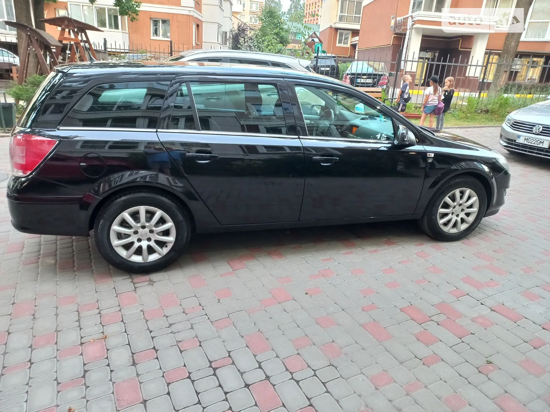 2010 Opel Astra - мініатюра 4