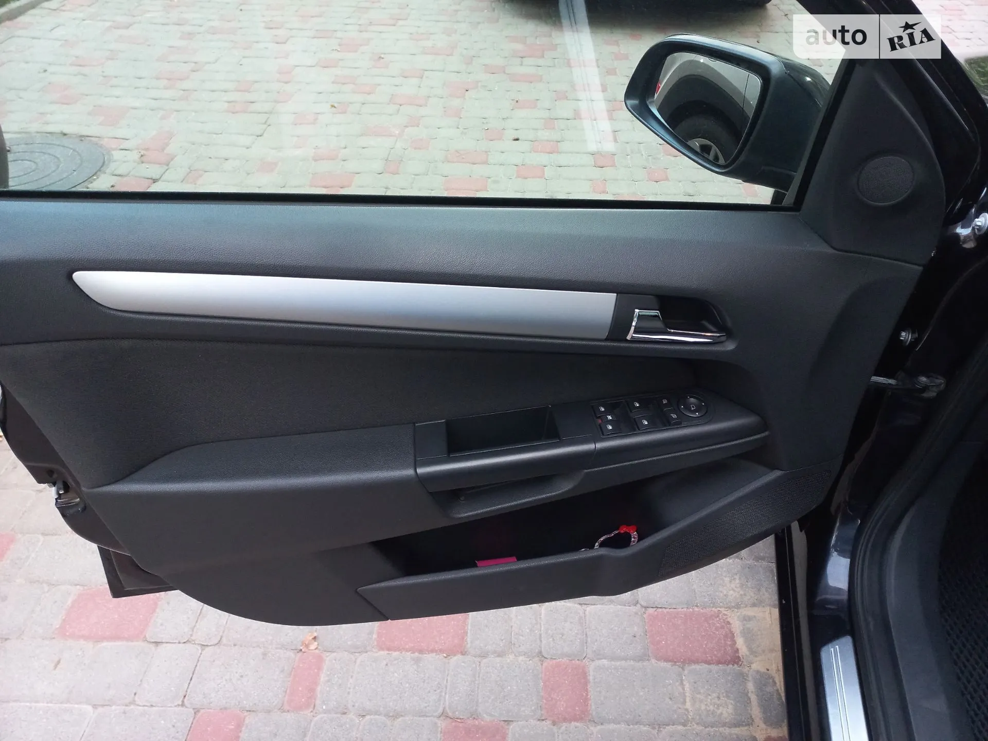 2010 Opel Astra - мініатюра 13