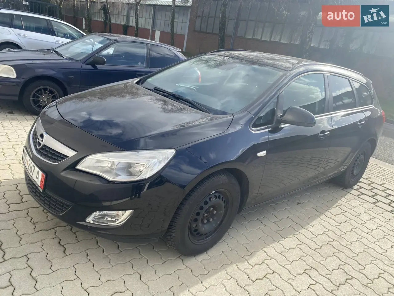2011 Opel Astra - мініатюра 11