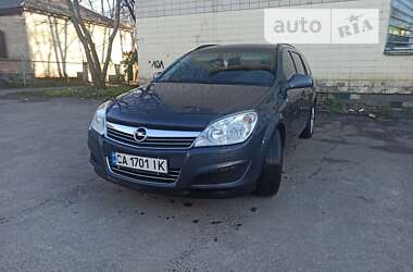 Універсал Opel Astra 2009 в Ватутіному