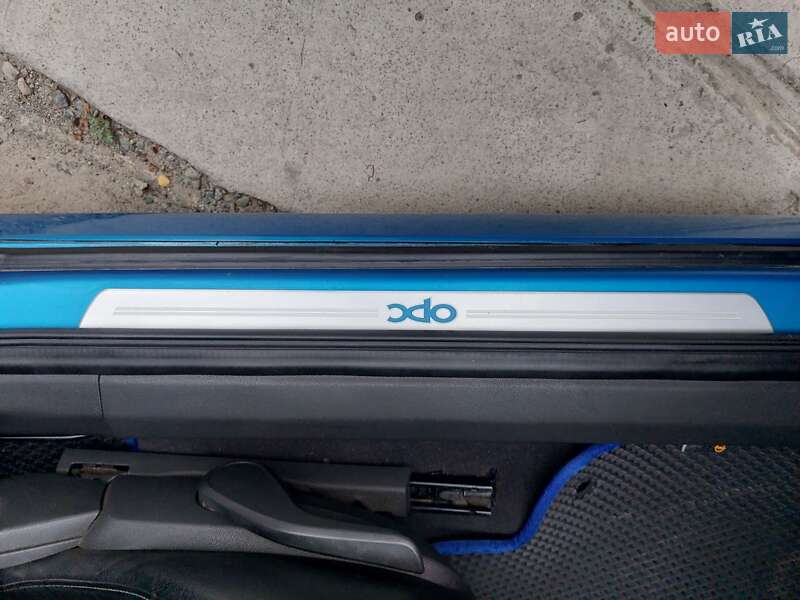 Хетчбек Opel Astra 2006 в Дніпрі