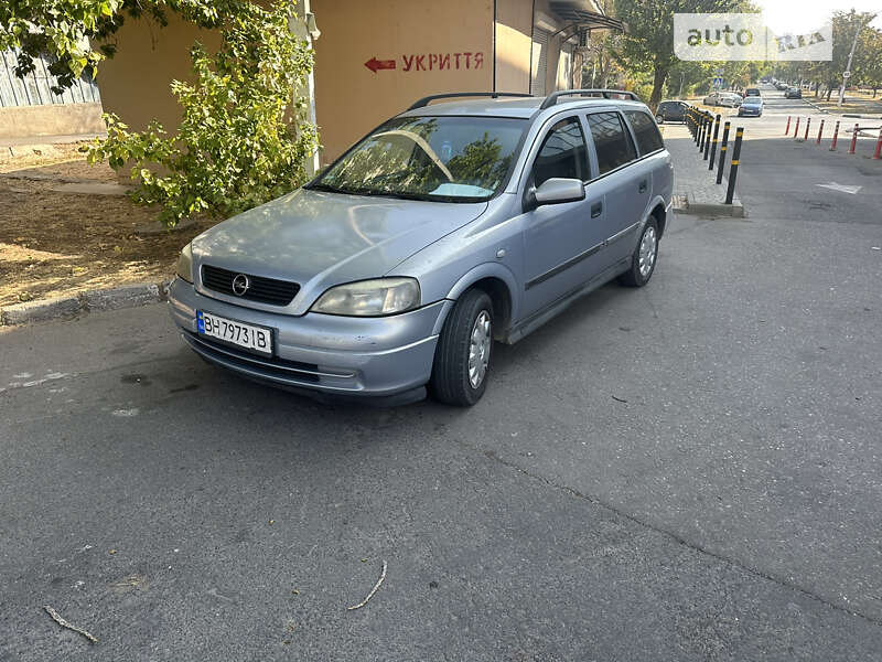 Универсал Opel Astra 2000 в Черноморске