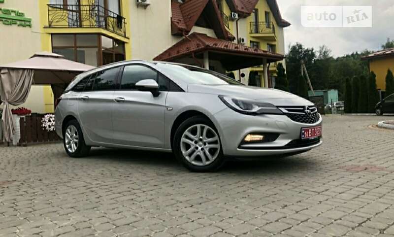 Универсал Opel Astra 2017 в Каменском