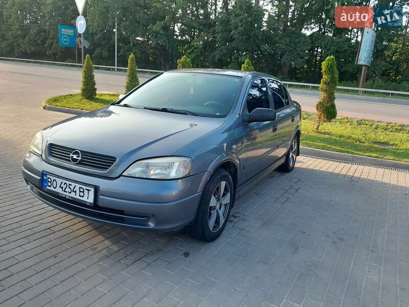 Opel Astra 2005