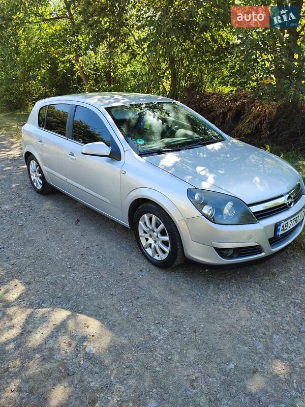 Хетчбек Opel Astra 2005 в Вінниці