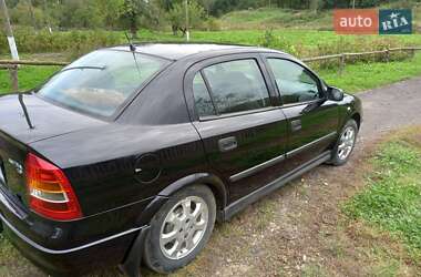 Седан Opel Astra 2002 в Ивано-Франковске