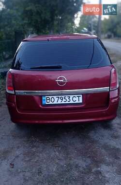 Универсал Opel Astra 2006 в 