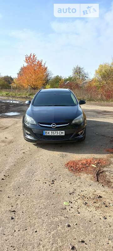 Универсал Opel Astra 2013 в Летичеве