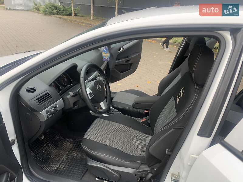 Универсал Opel Astra 2009 в Белой Церкви