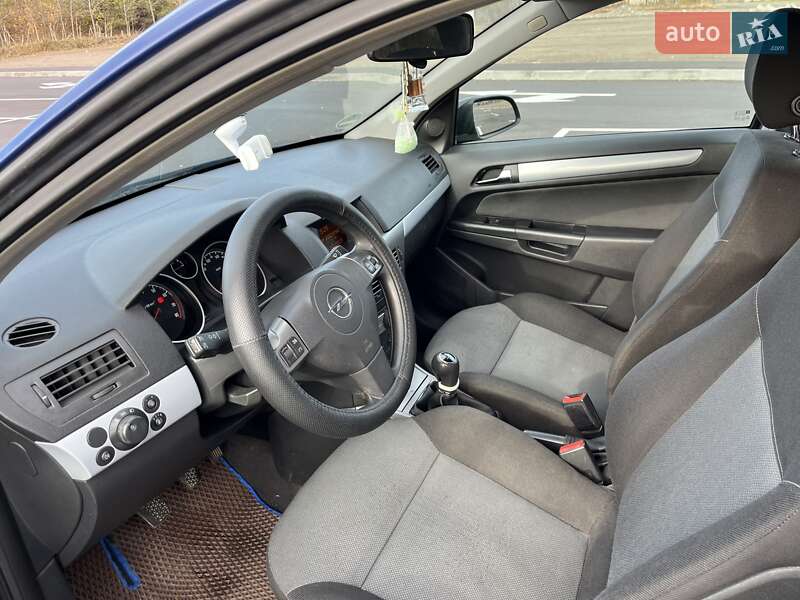 Универсал Opel Astra 2004 в Виннице