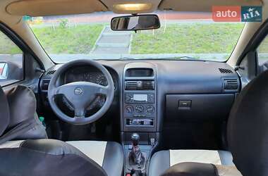 Седан Opel Astra 2001 в Харкові
