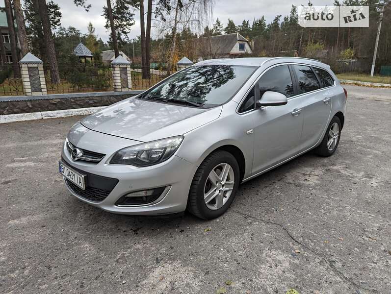 Універсал Opel Astra 2015 в Краснокутську