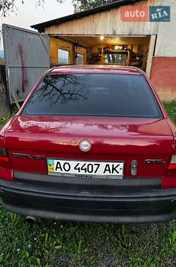 Седан Opel Astra 1993 в Перечине