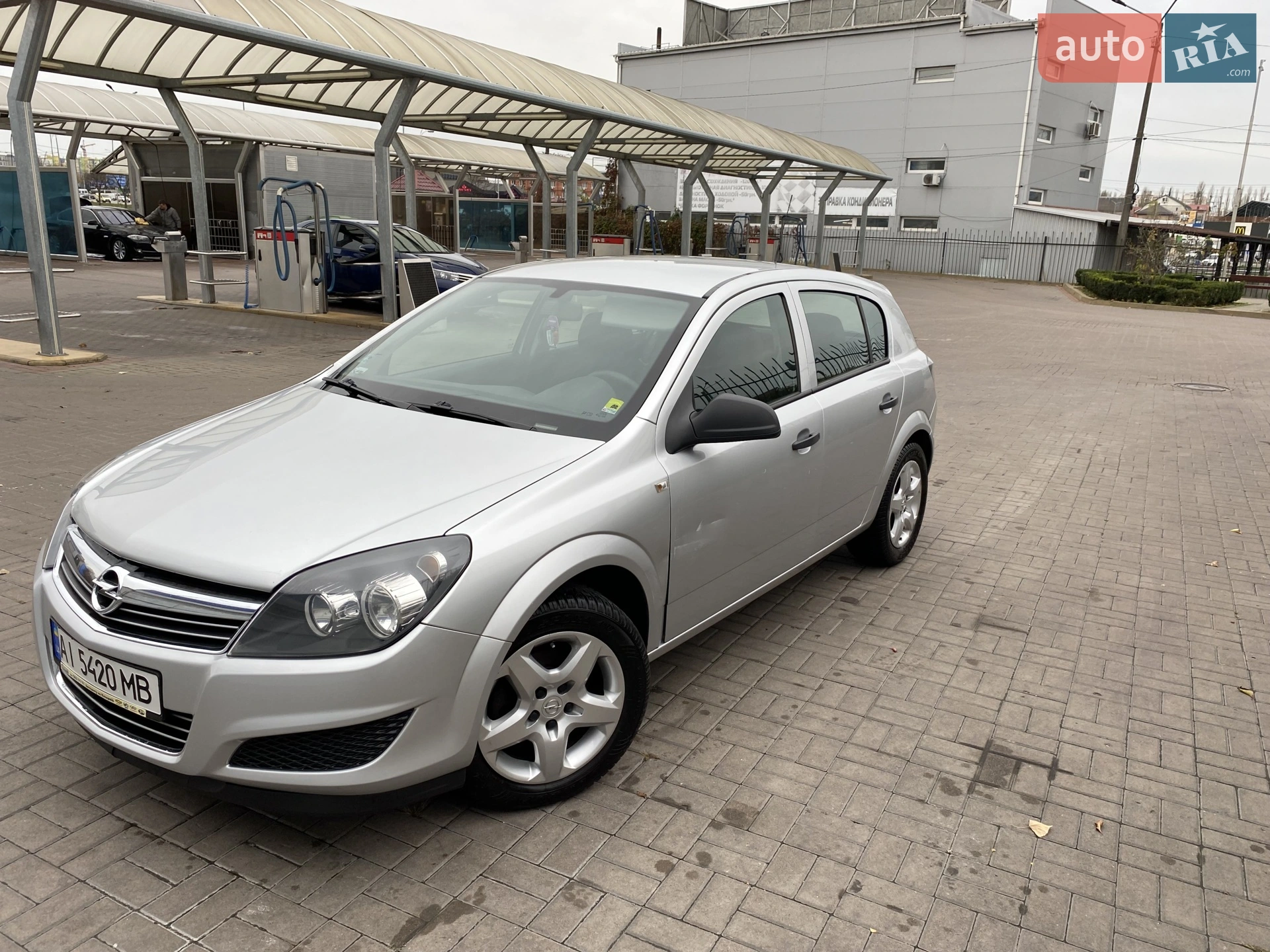2011 Opel Astra - мініатюра 2