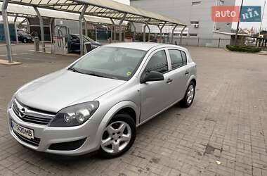 Хетчбек Opel Astra 2011 в Києві