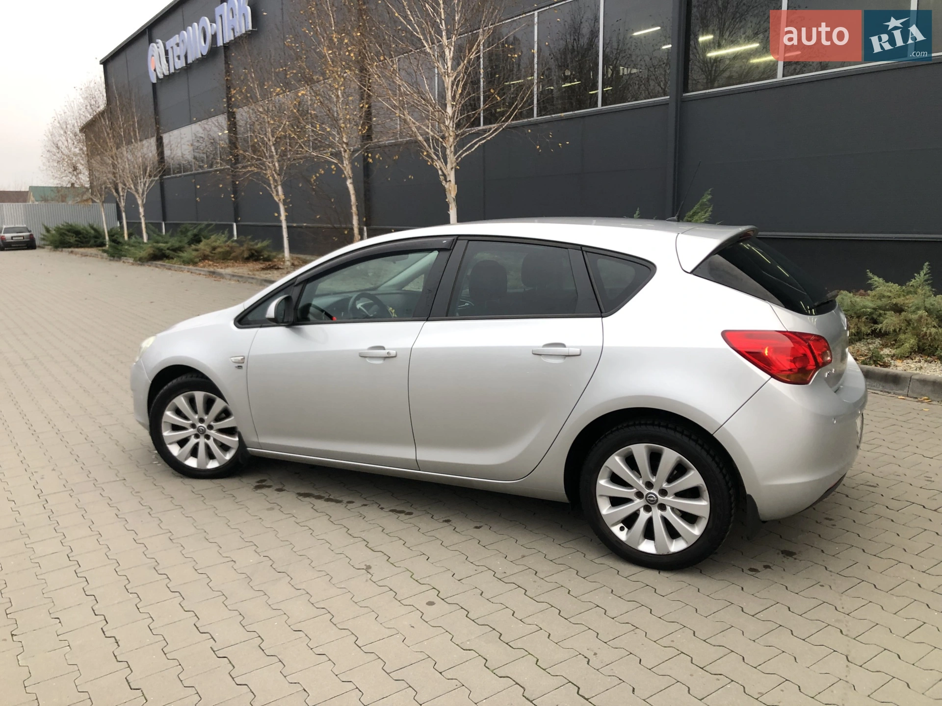 2012 Opel Astra - фото 1
