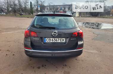 Универсал Opel Astra 2013 в Чернигове