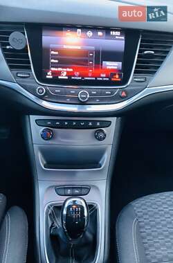 Универсал Opel Astra 2016 в 