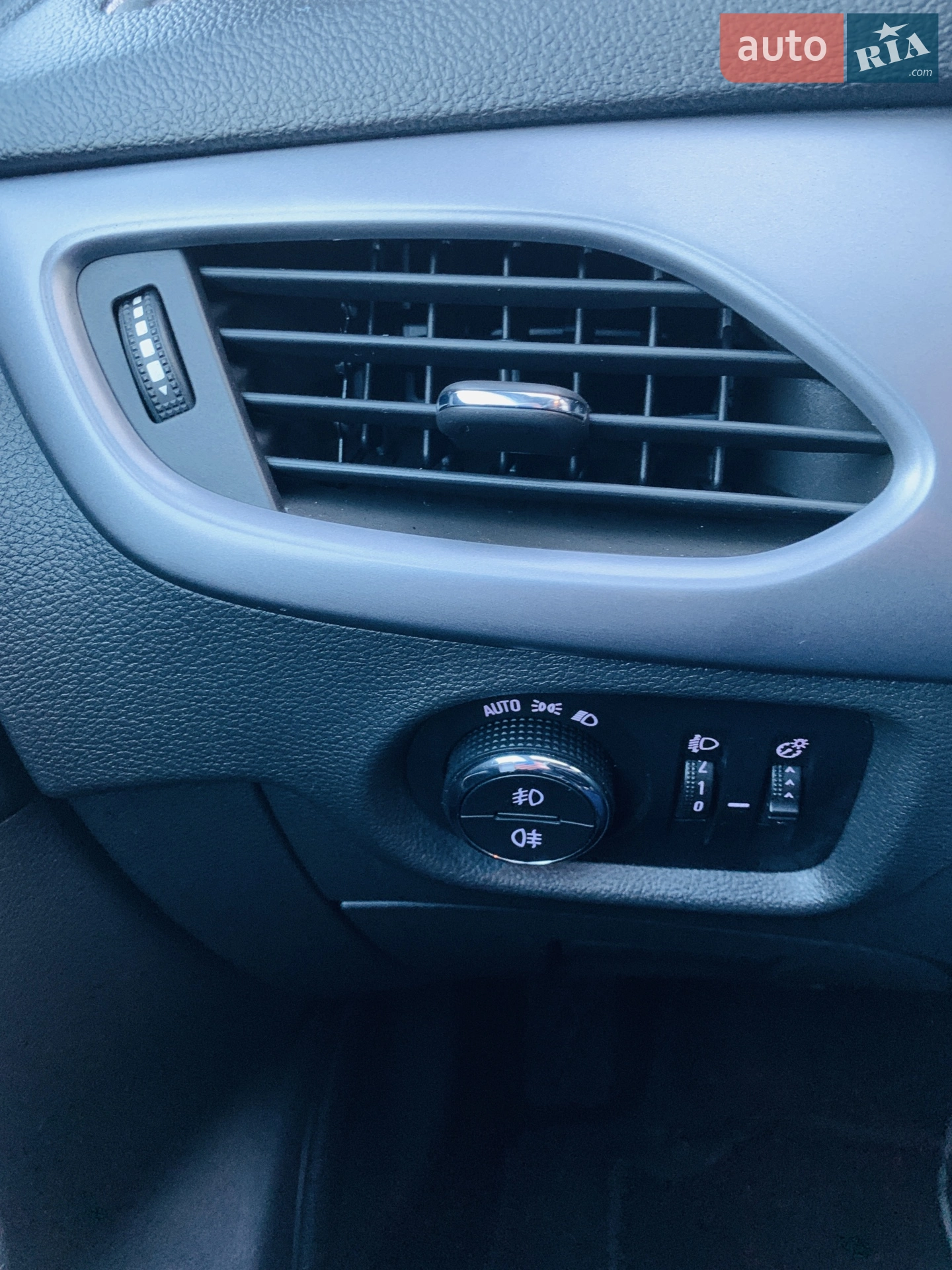2016 Opel Astra - мініатюра 9